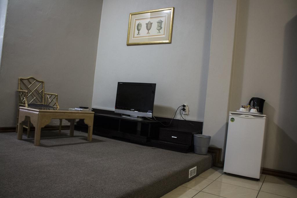 Tassili Lodge كمبتون بارك المظهر الخارجي الصورة